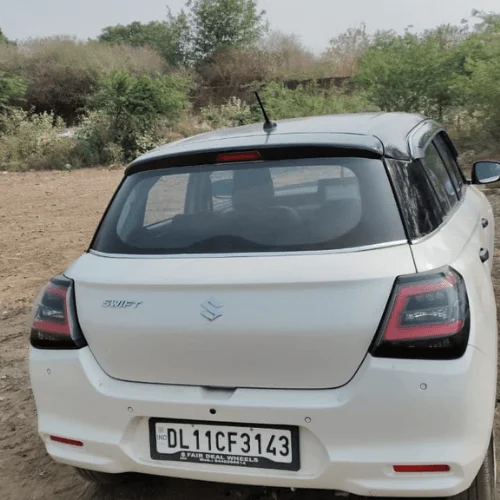 Maruti Suzuki Swift 2025 Top Variant - Image 3